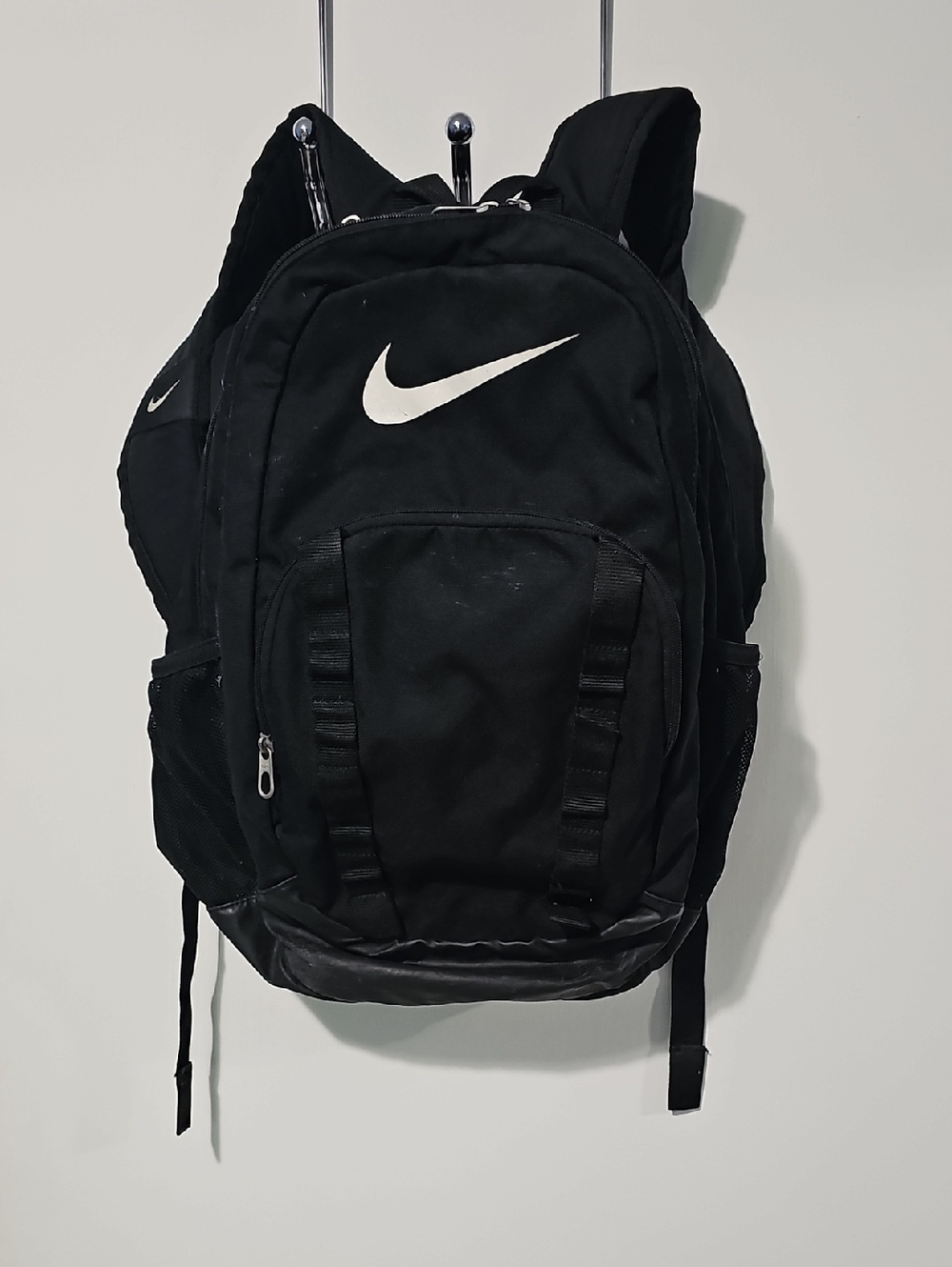 Nike Black Backpack with White Swoosh College School Athletics Multiple Pockets